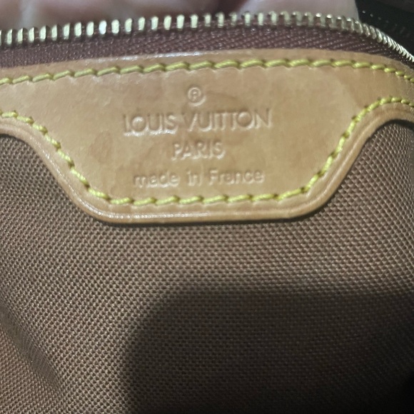 Authentic Louis Vuitton Monogram Cabas PM - Picture 4 of 10